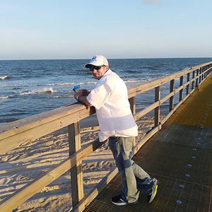 Meet your Posher, Wesley